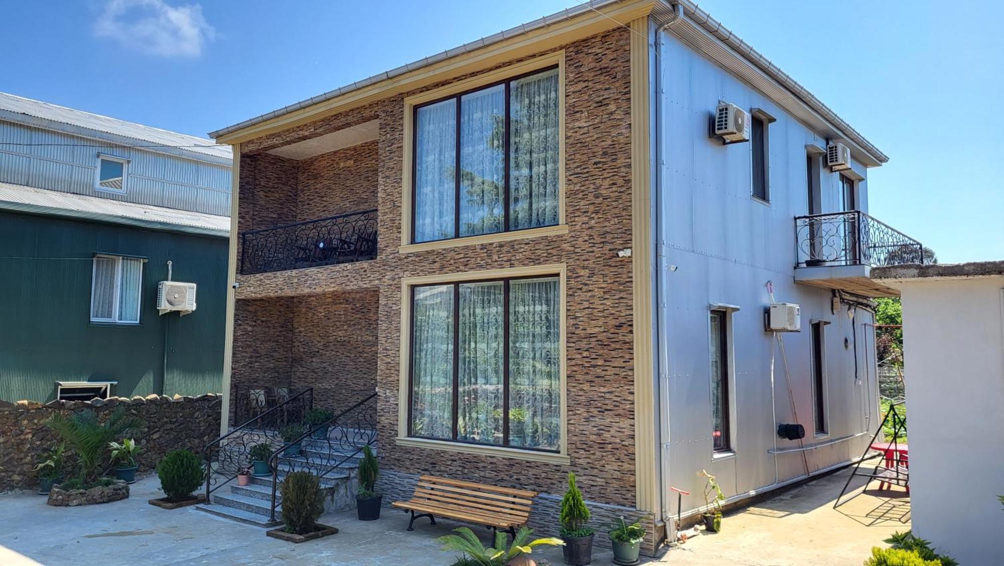 Guesthouse Gocha Beridze Batumi Zewnętrze zdjęcie
